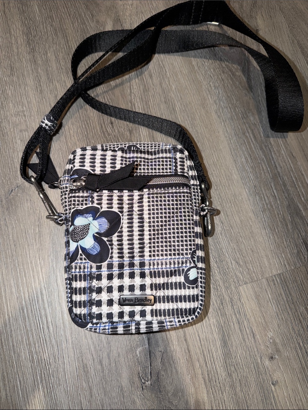 NWT Vera Bradley Black, White & Light Blue Floral Crossbody Bag